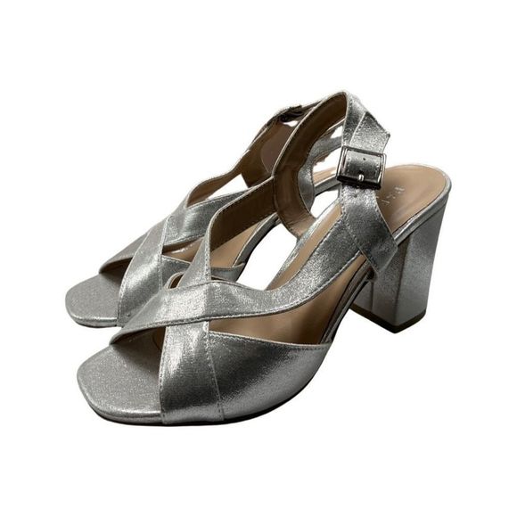 Paradox London Hibiscus Block Heels,Women Size 7.5M ,Silver - Picture 6 of 6